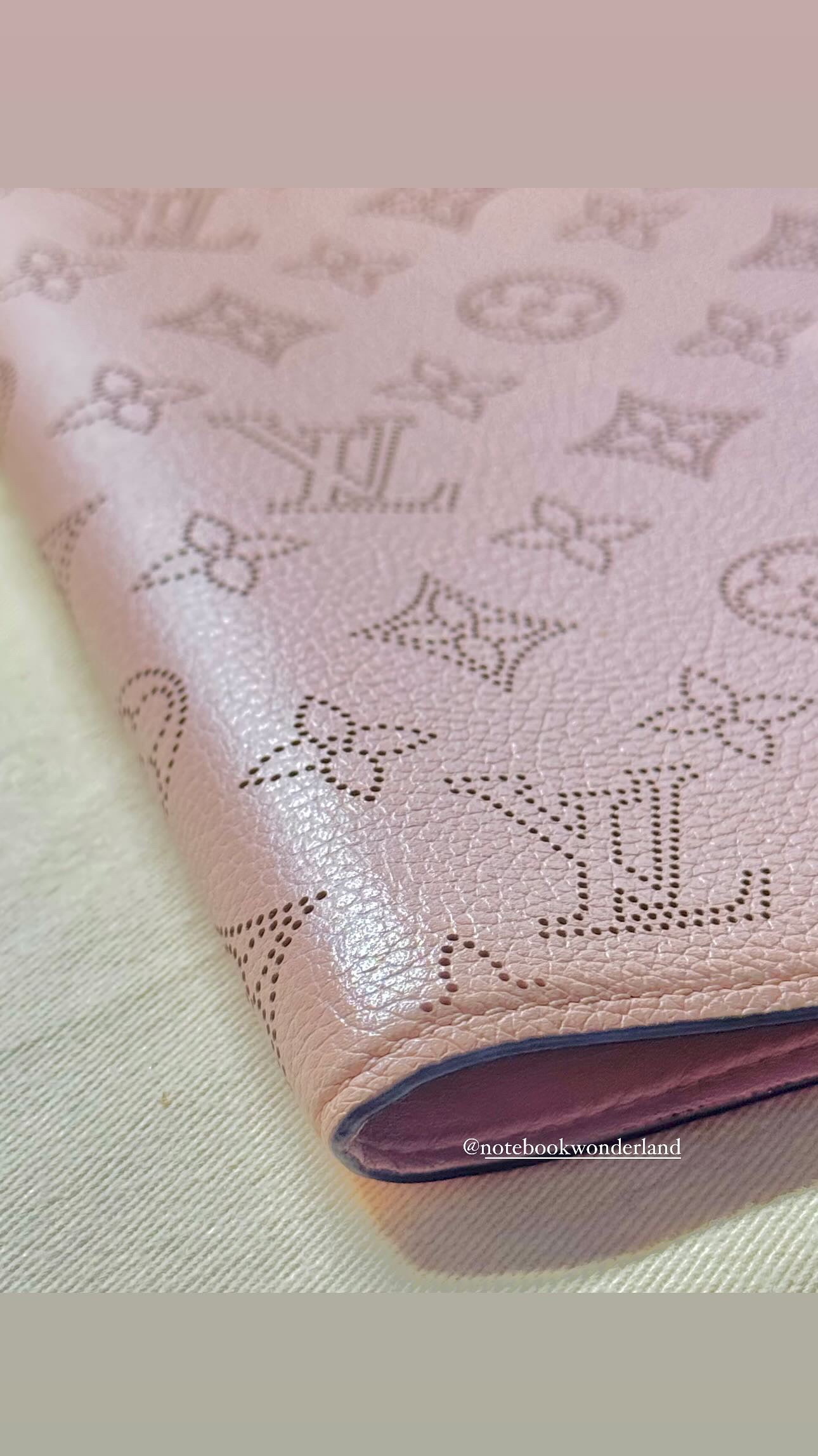 LV Paul Mahina Magnolia Agenda Planner Notebook Cover Pre-owned (has hot stamp)