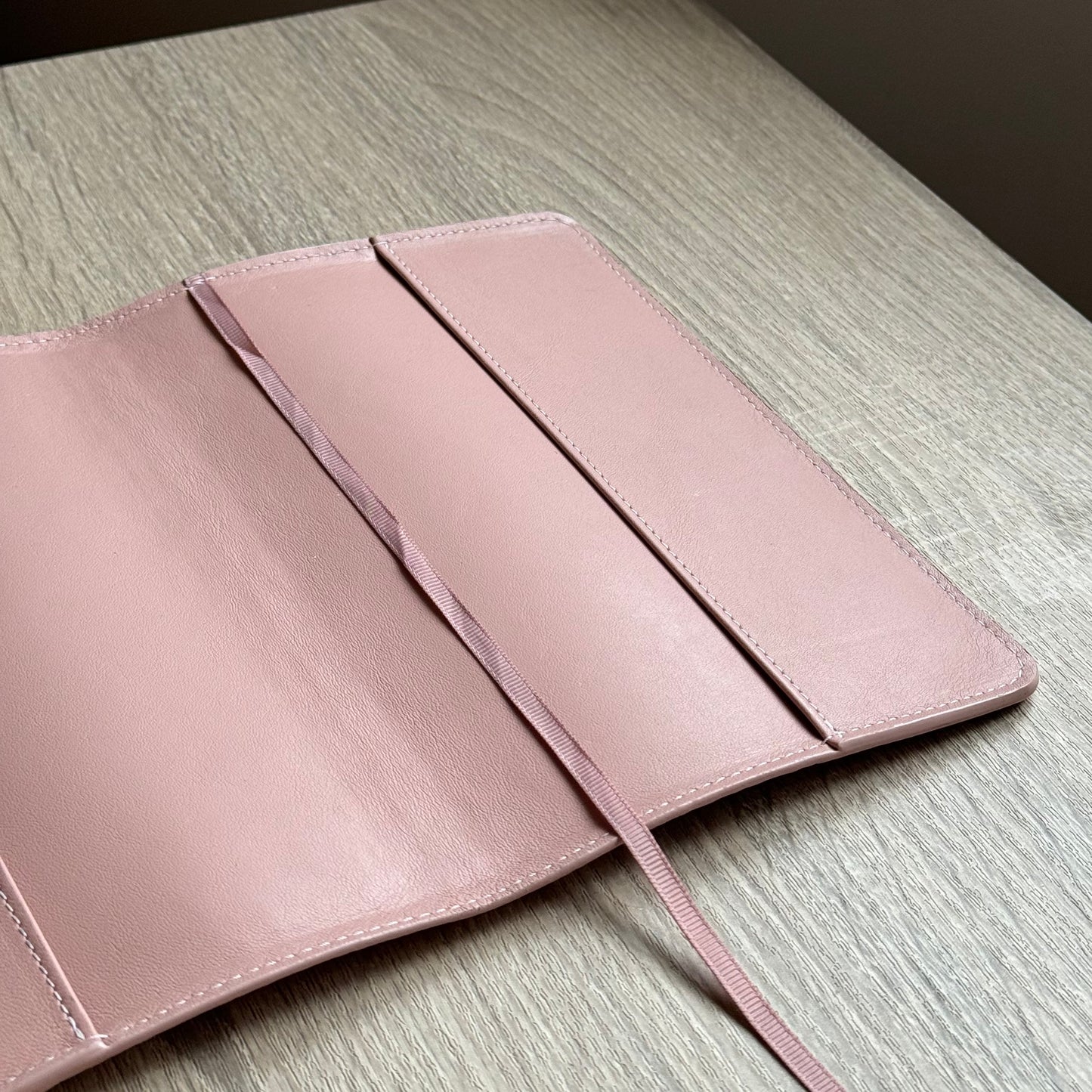 Louis Vuitton Emprinte Monogram Agenda Cover Rose Ballerine