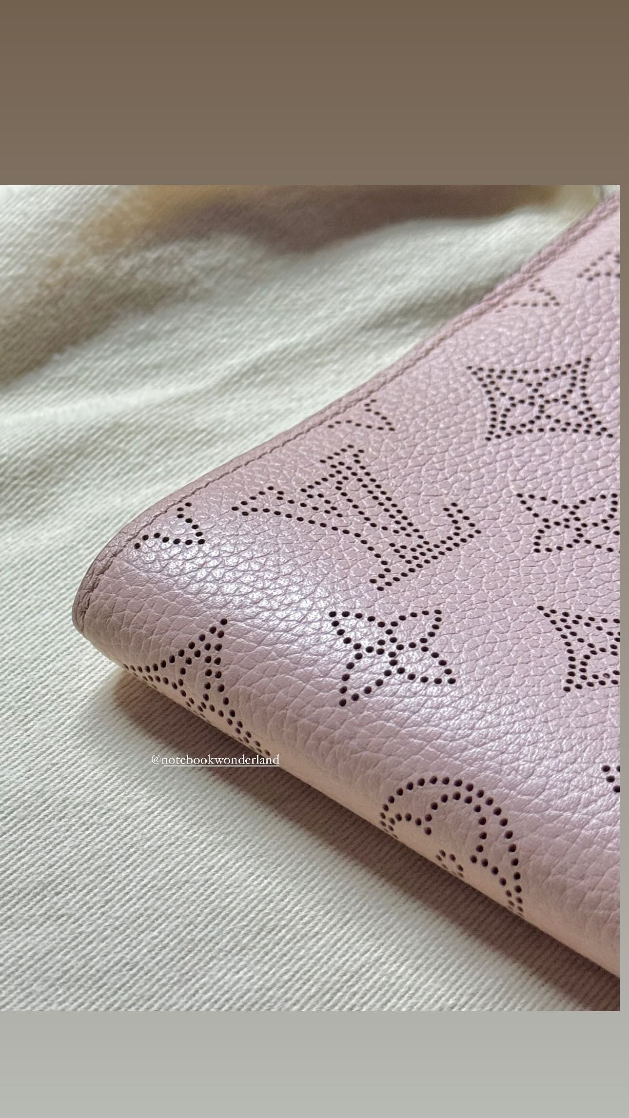 LV Paul Mahina Magnolia Agenda Planner Notebook Cover Pre-owned (has hot stamp)