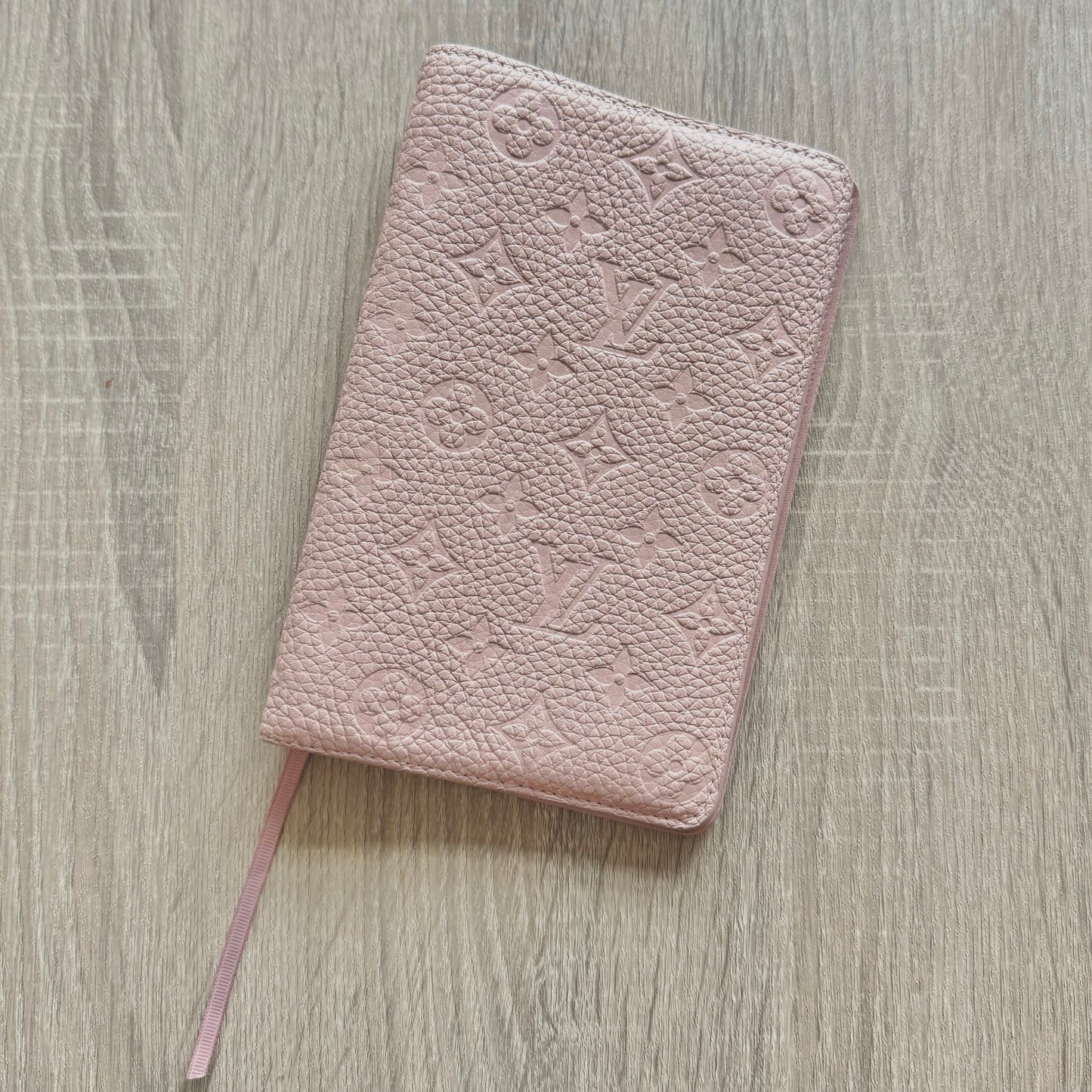 Louis Vuitton Emprinte Monogram Agenda Cover Rose Ballerine
