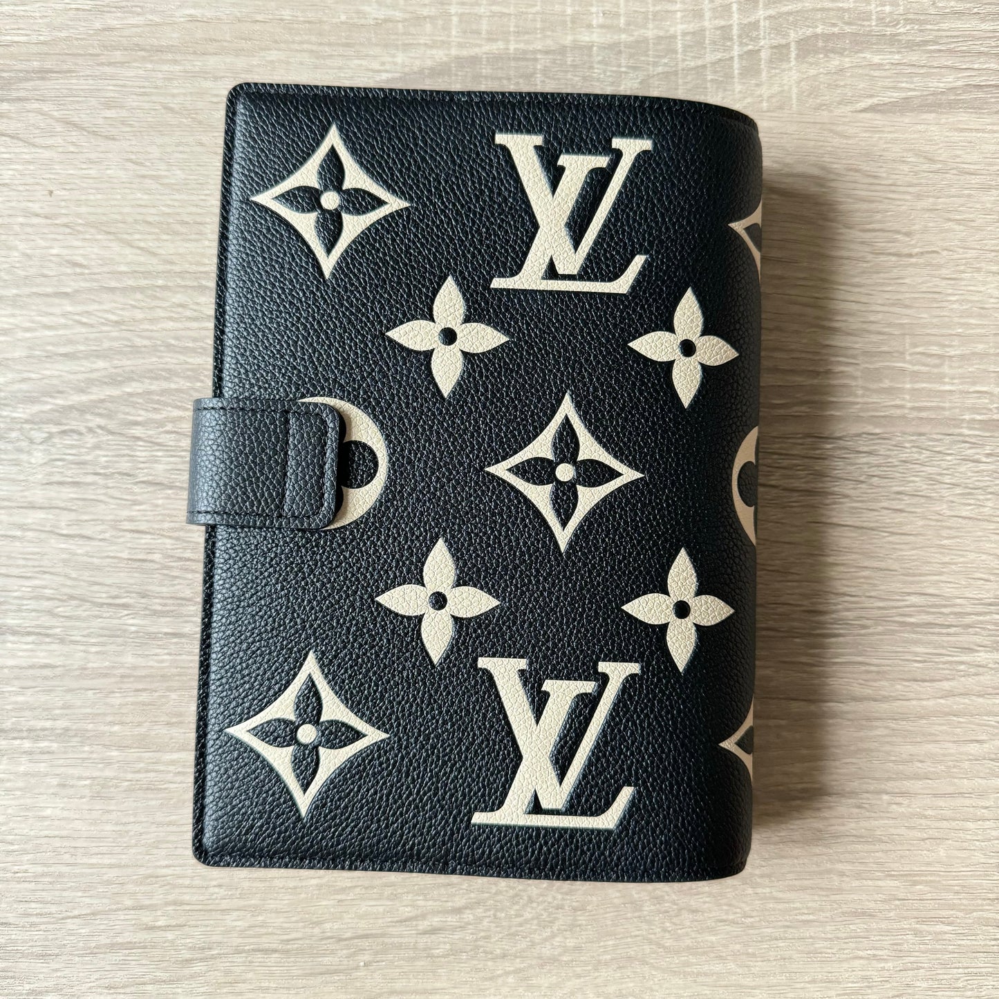 Paul Empreinte Black Beige Notebook Cover