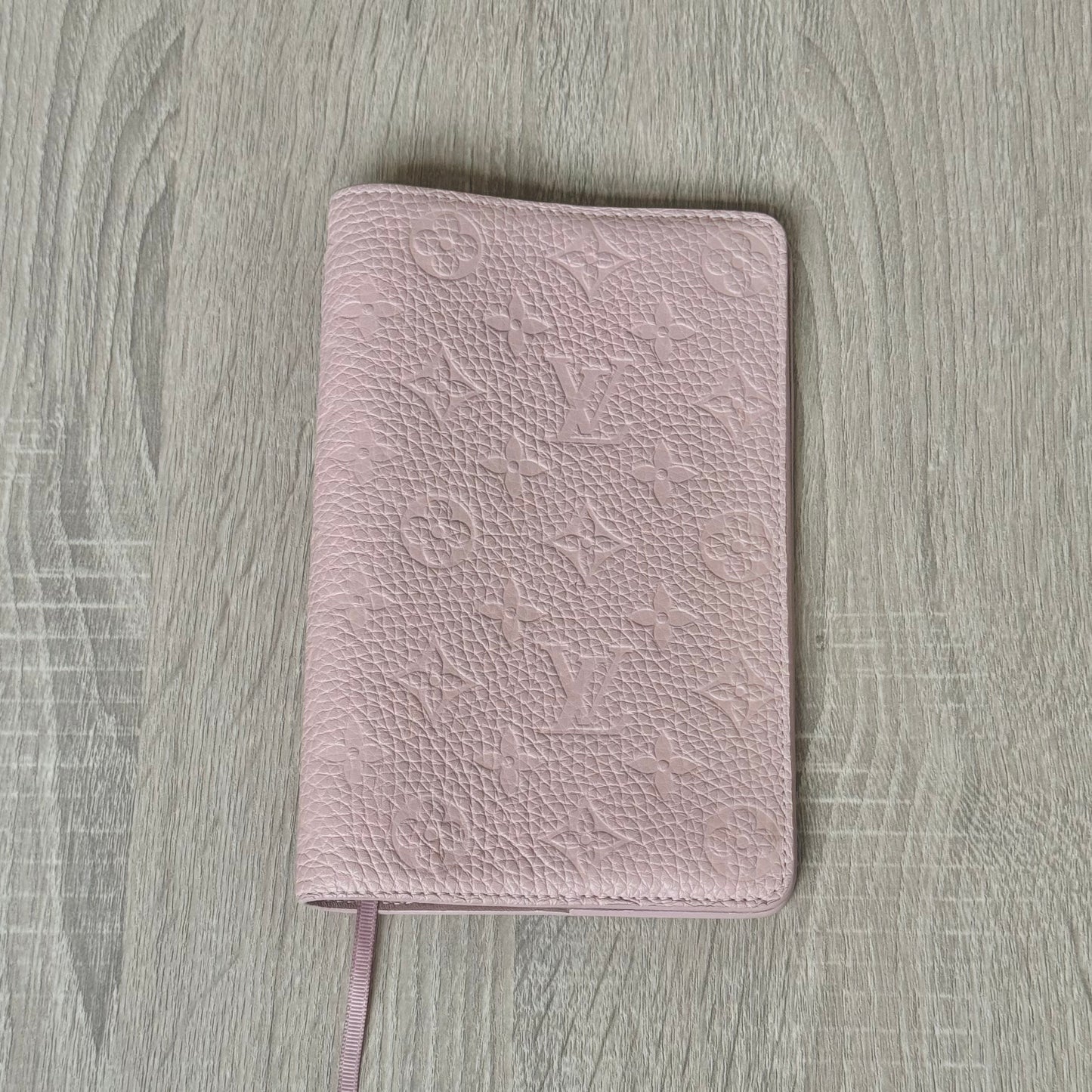 Louis Vuitton Emprinte Monogram Agenda Cover Rose Ballerine
