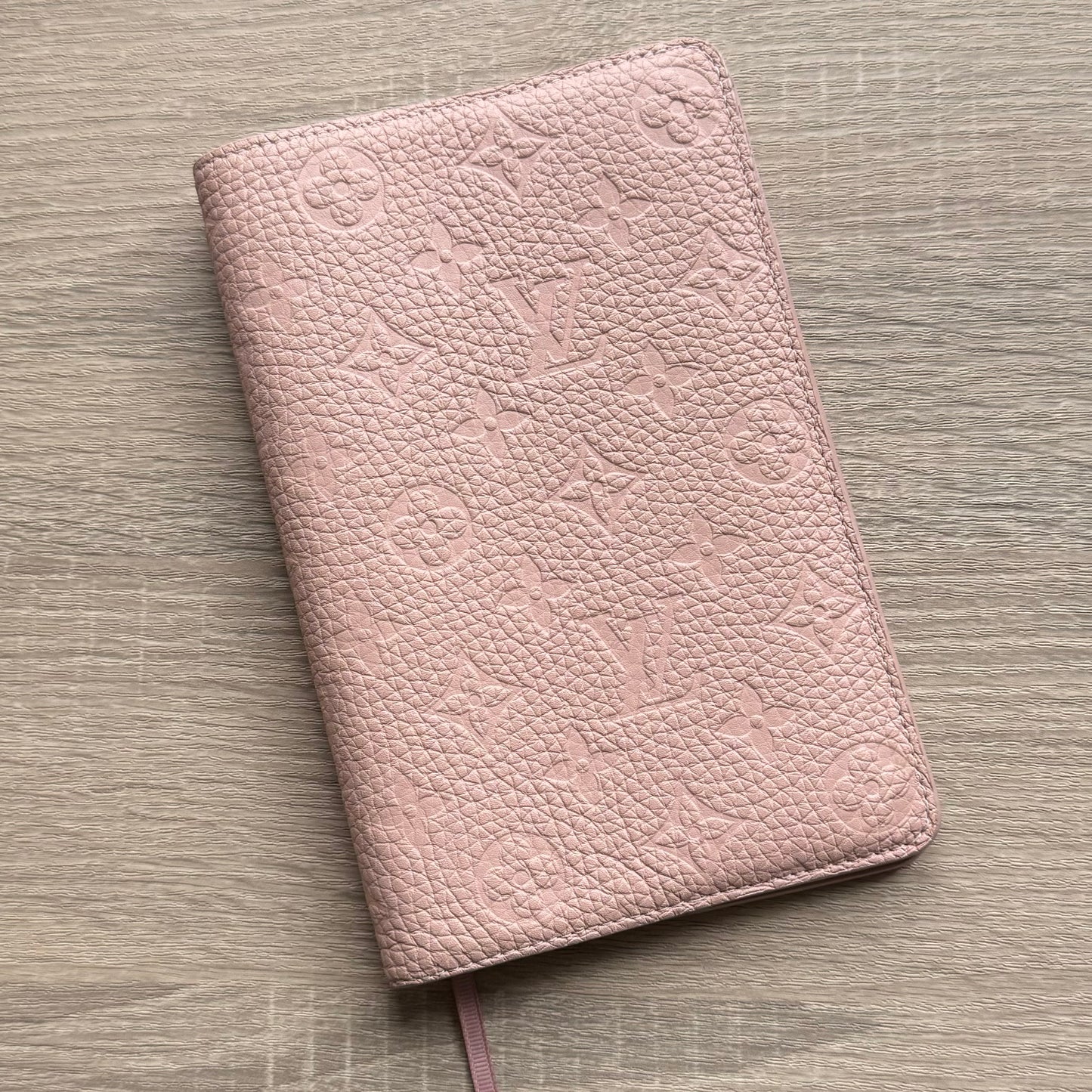 Louis Vuitton Emprinte Monogram Agenda Cover Rose Ballerine