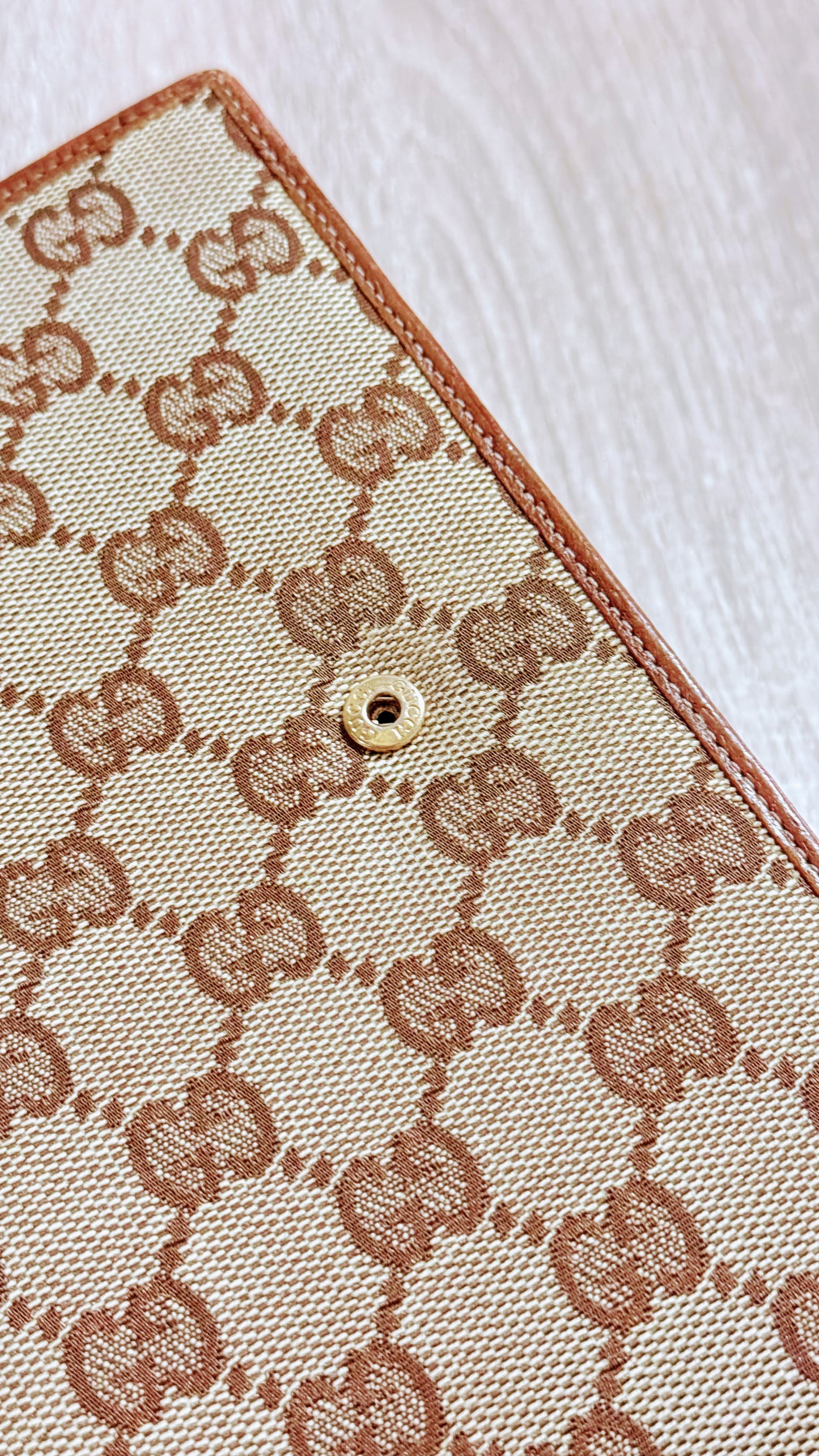 Gucci Monogram Brown MM Agenda
