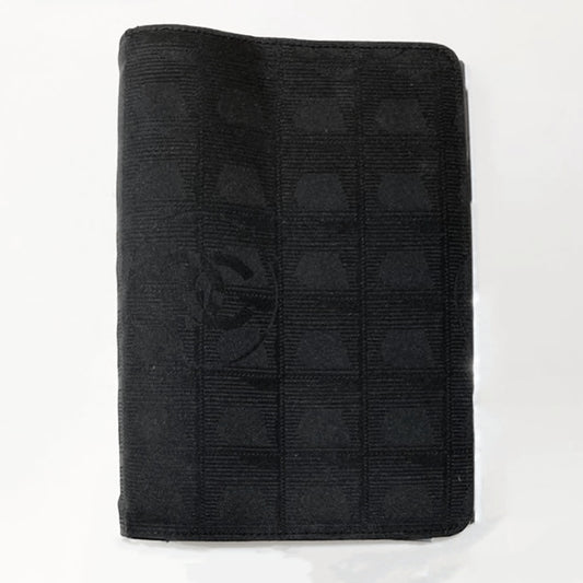 Chanel Travel Line 黒色 MM 手帳カバー