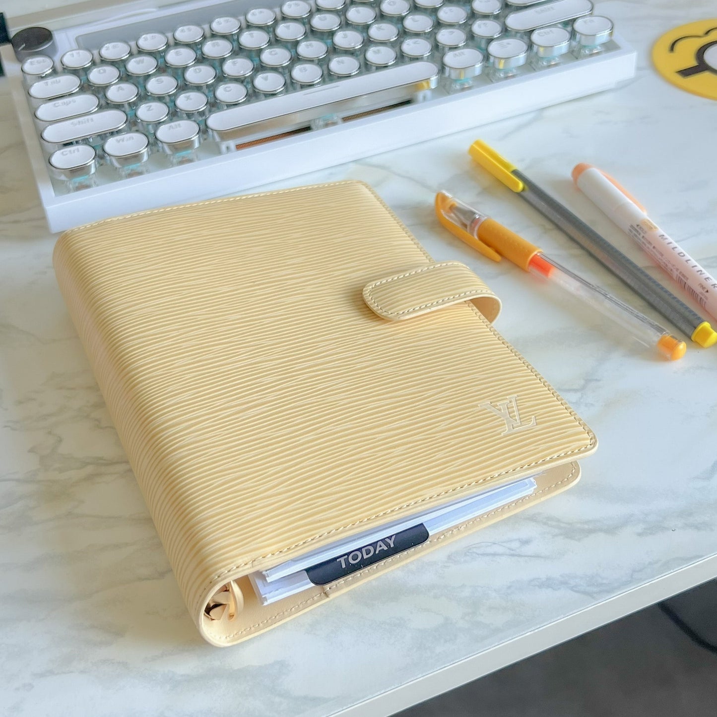 LV Epi Vanilla MM 手帳カバー