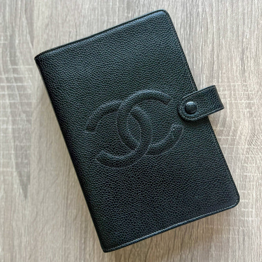 Chanel Timeless CC 黒色 MM 手帳カバー