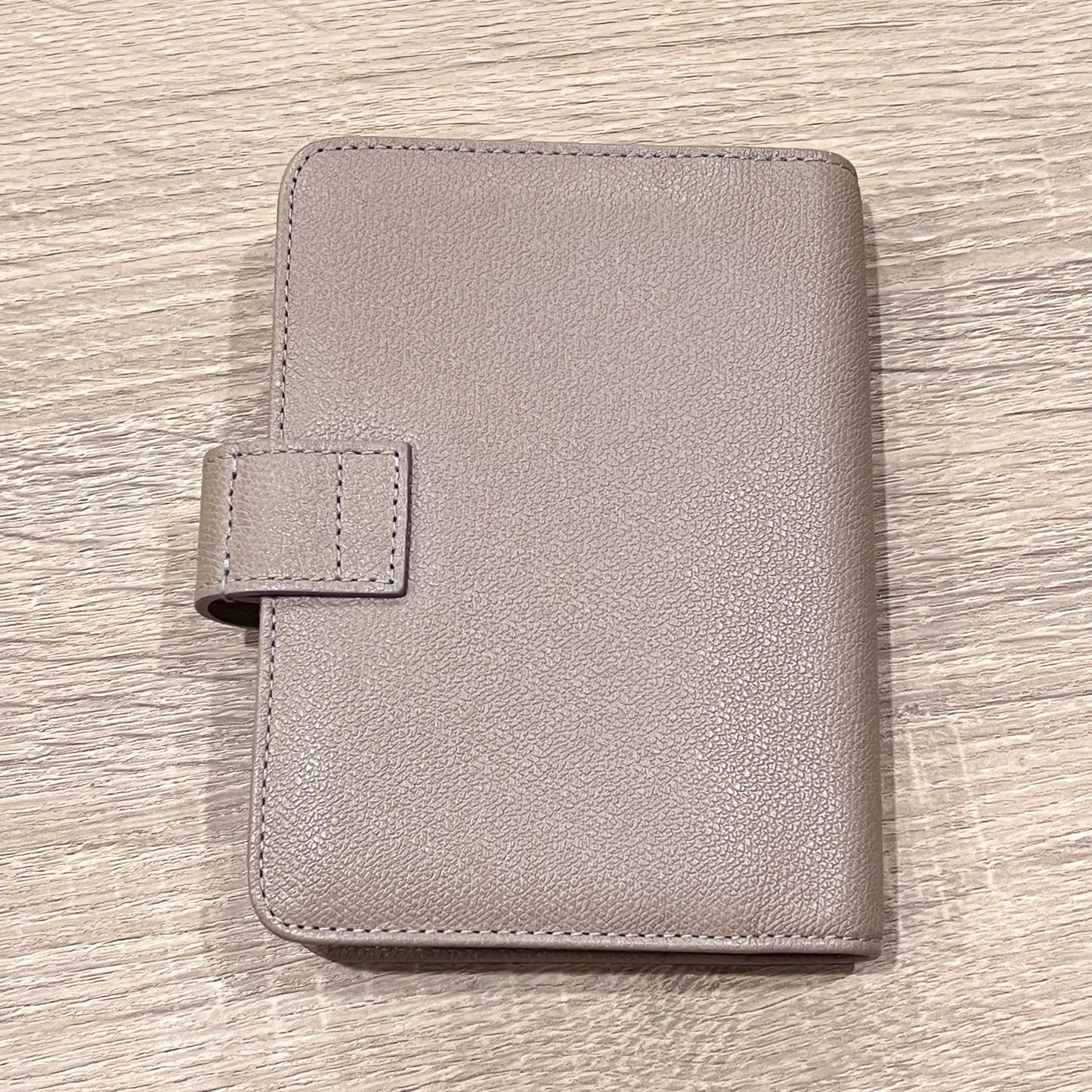 Chanel Matrasse Quilted 黒色 MM  手帳カバー