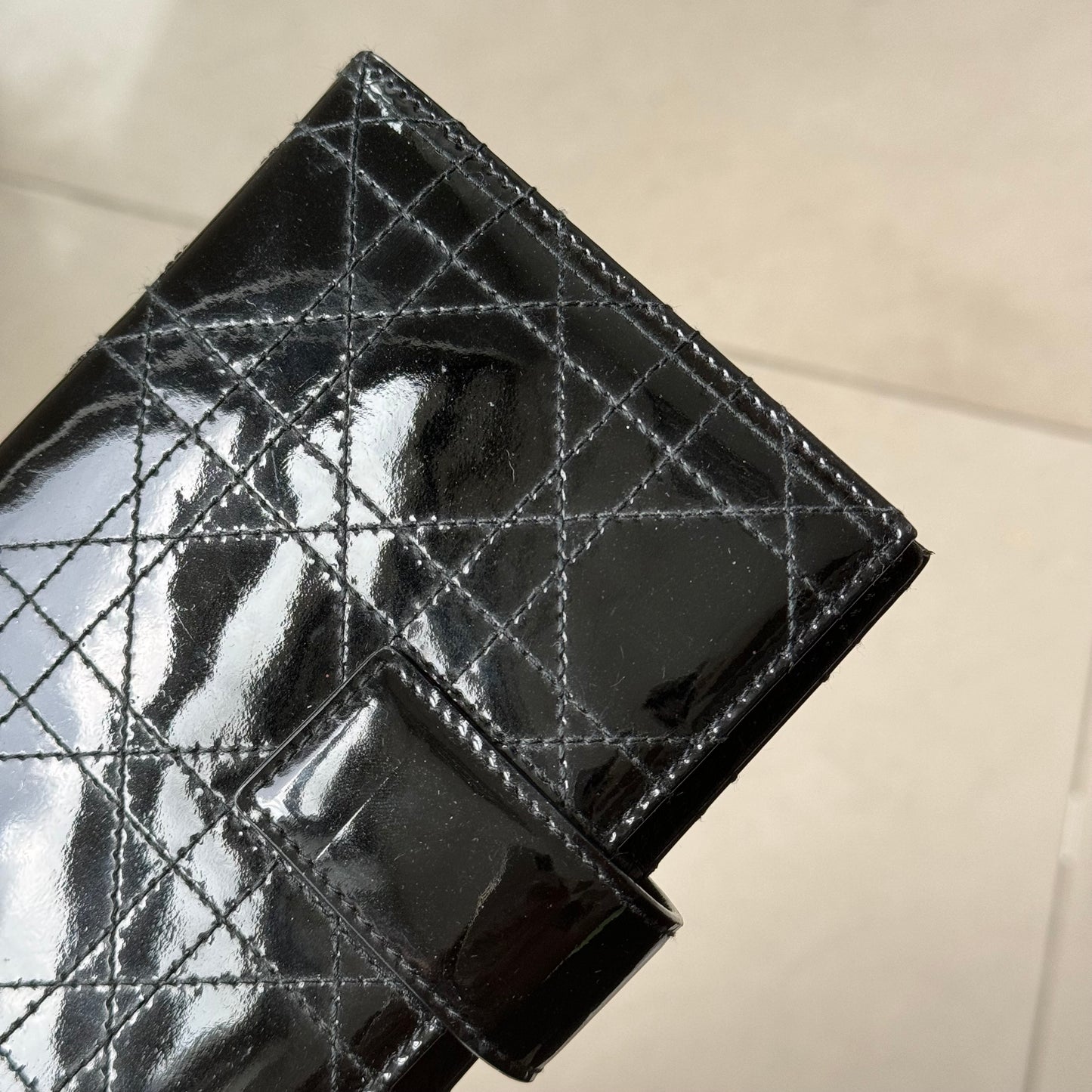 Dior Cannage Quilted Patent Black PM Agenda
