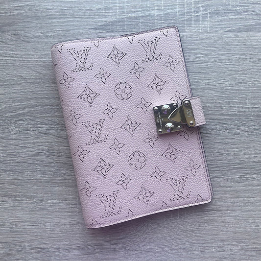 LV Paul Mahina 手帳カバー