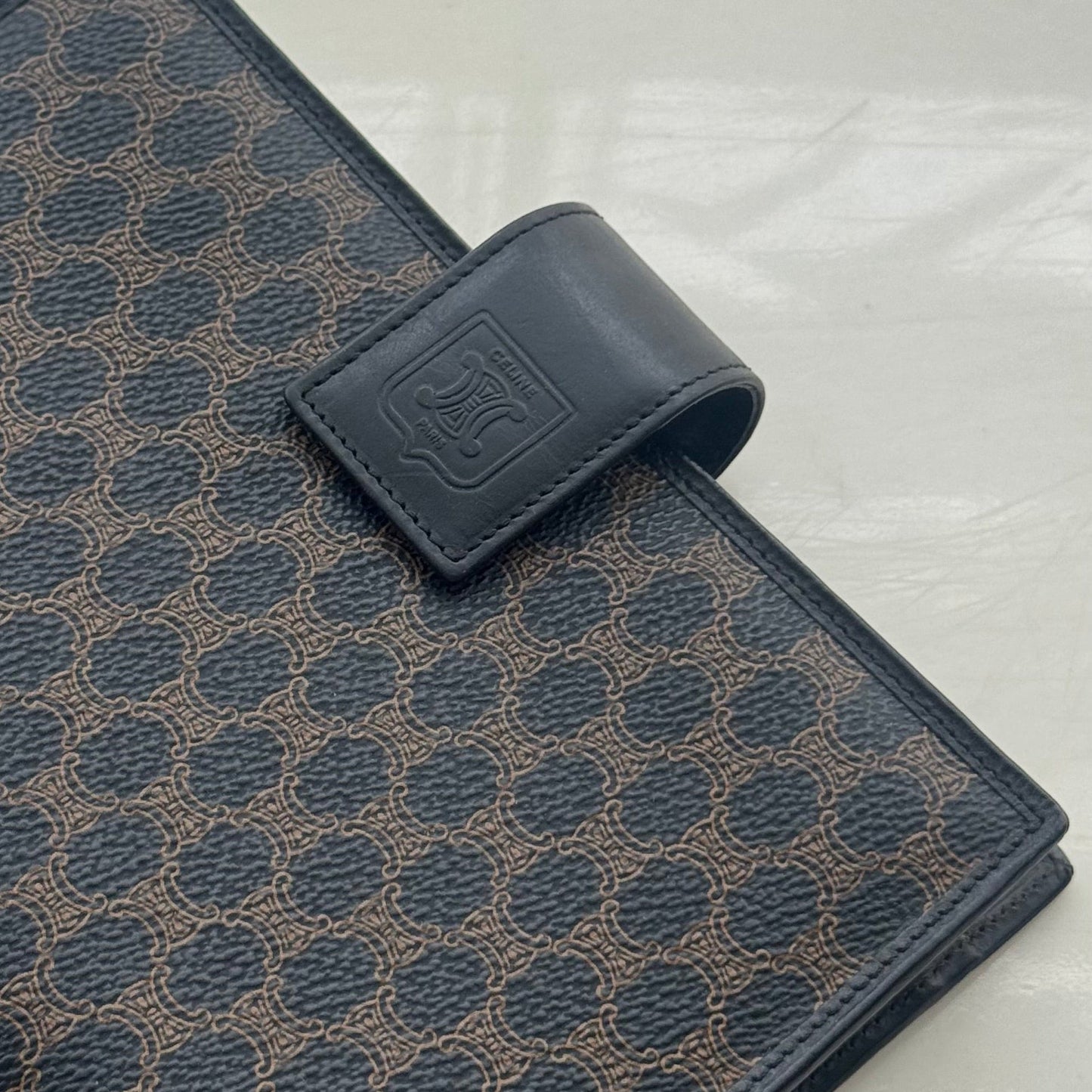 Celine Triomphe Dark MM Agenda