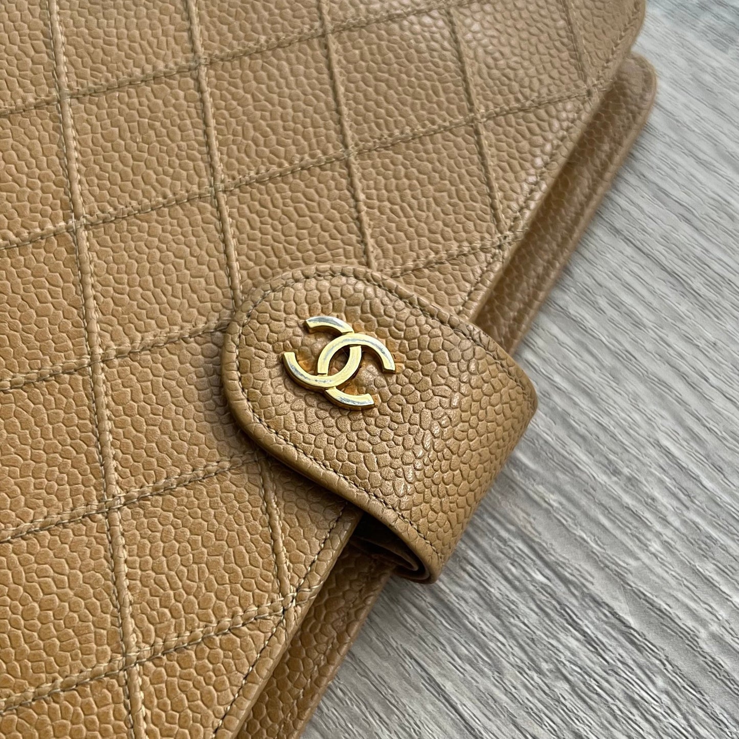 Chanel Matrasse Quilted Beige MM Agenda