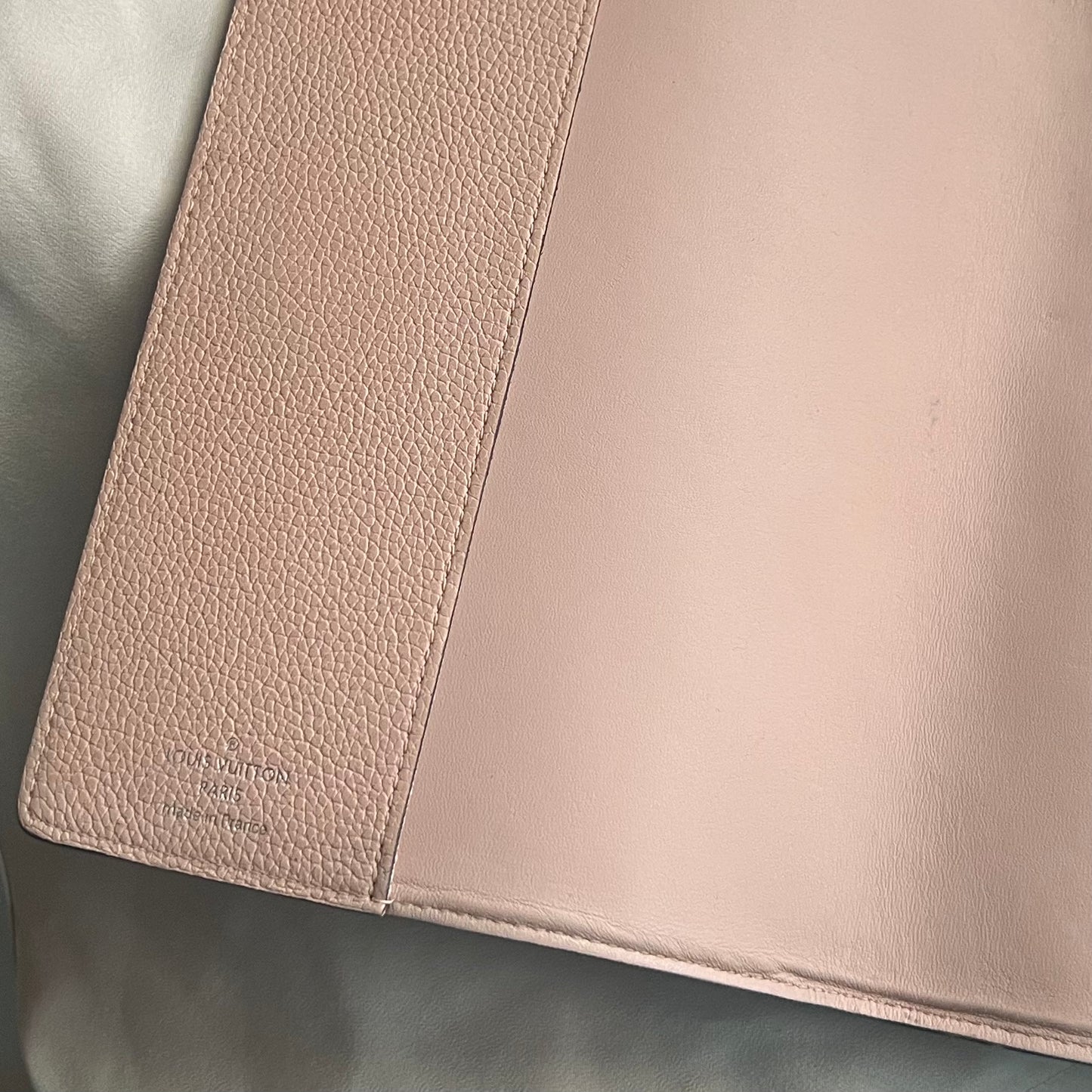 LV Paul Mahina Magnolia Agenda Planner Notebook Cover Pre-owned