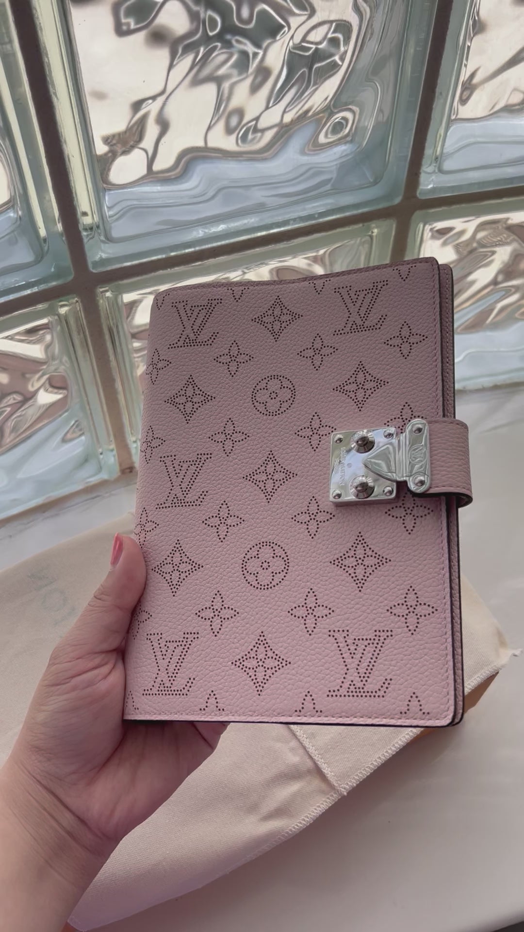 LV Paul Mahina Magnolia Pink MM Agenda Planner Notebook Cover Pre-owne –  ByAsteria