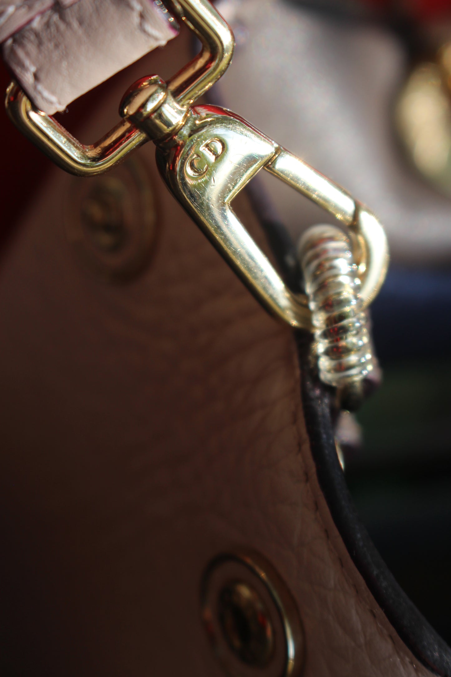 Handbag Ring Gold Ware Protector