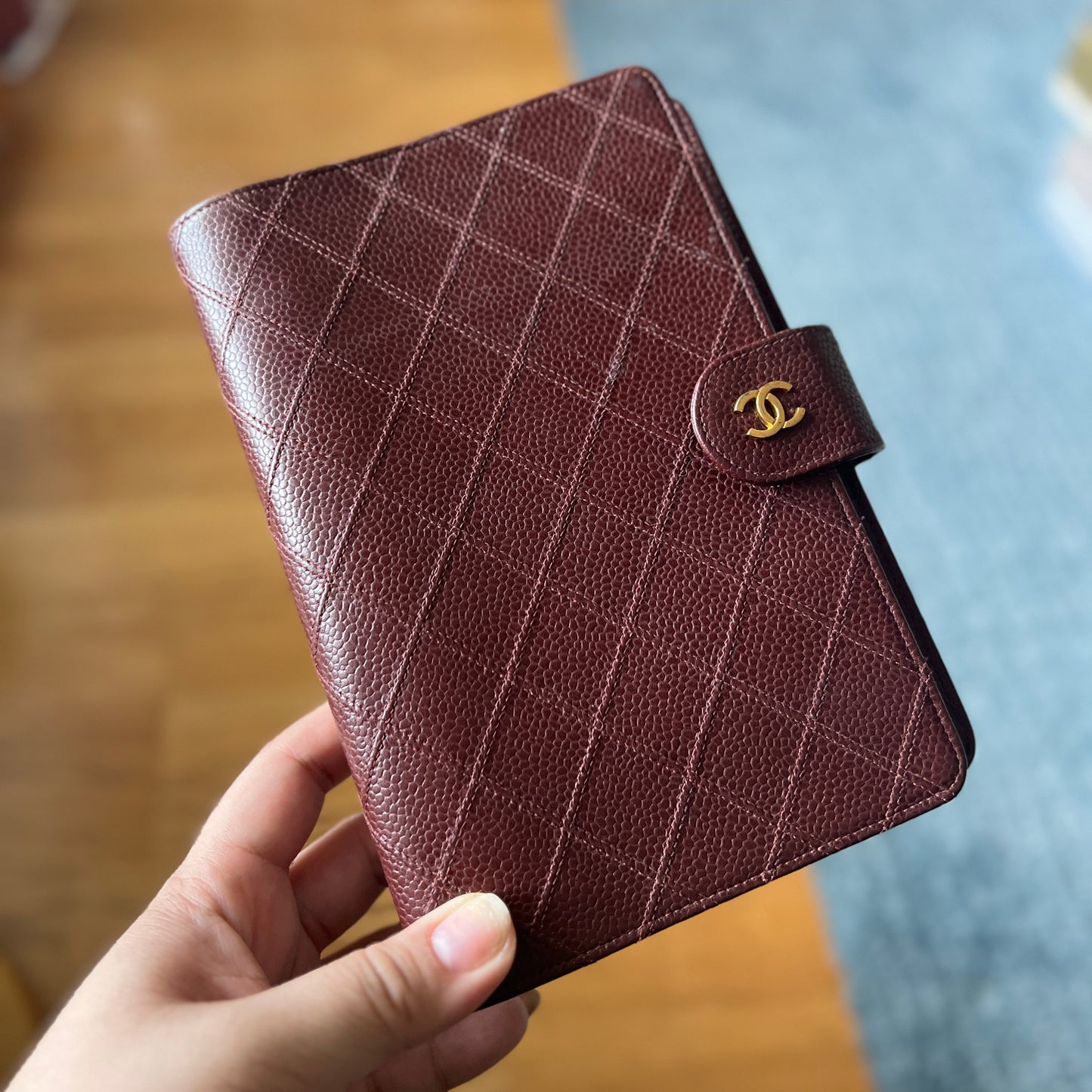 Chanel Matrasse Quilted Burgandy MM agenda