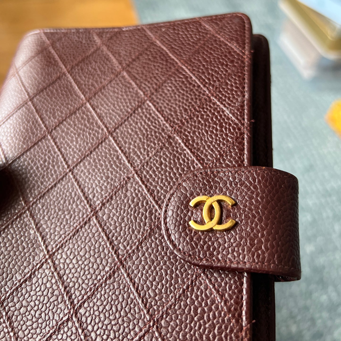 Chanel Matrasse Quilted Burgandy MM agenda